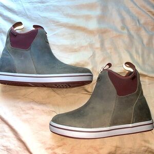 COPY - XtraTuf deck boot. Brand new. Size 10